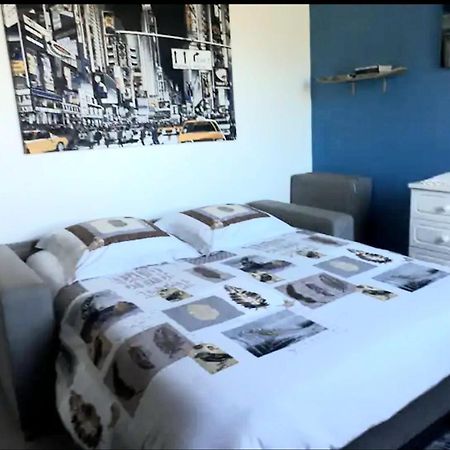 Chambre Privee Dans Maison Le Tampon Luaran gambar